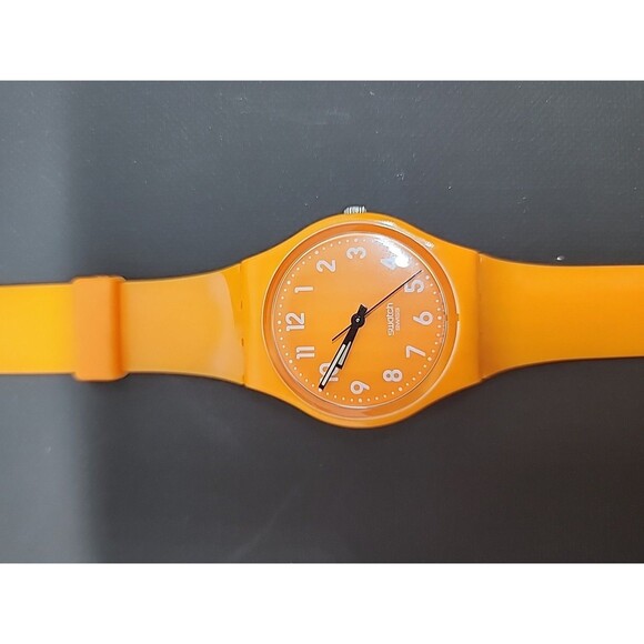 Swatch Women Orange Dial Plastic Case Plastic Band Quartz Wristwatch Needs Batt. - Picture 6 of 7